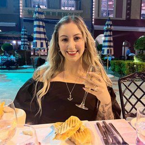 Meet your Posher, Michelle